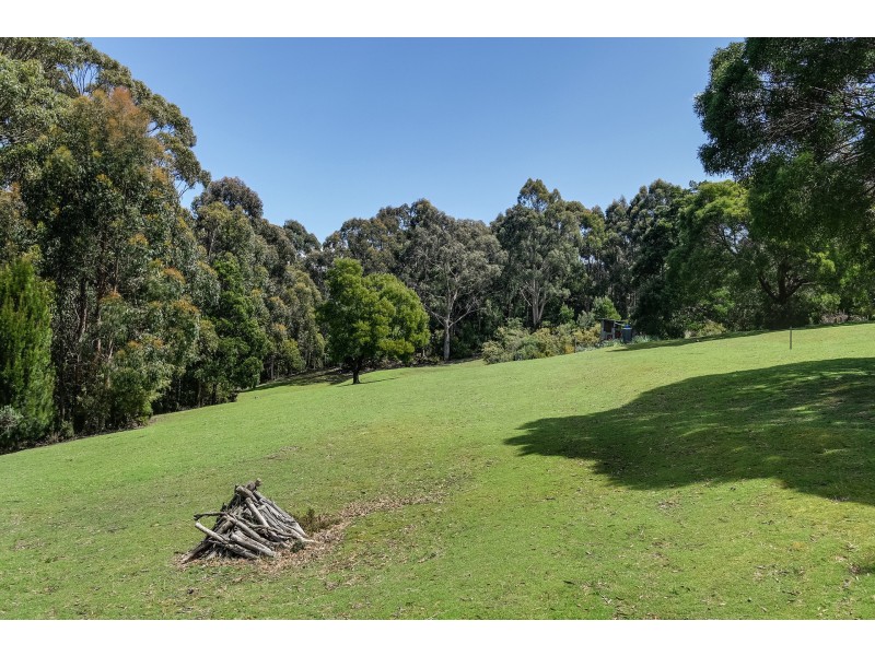 192 Pirates Bay Road, Eaglehawk Neck TAS 7179