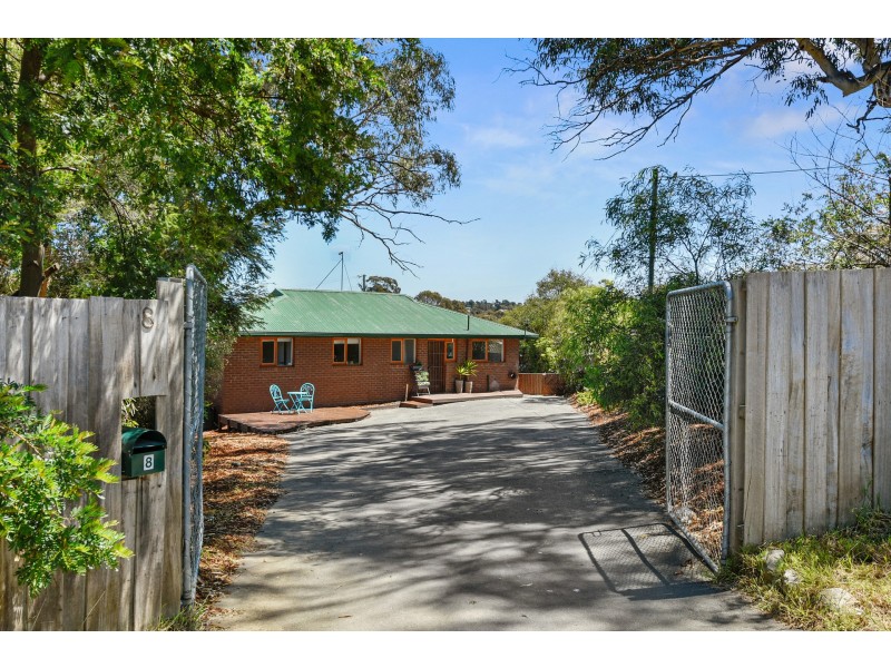 8 Parker Street, Carlton TAS 7173