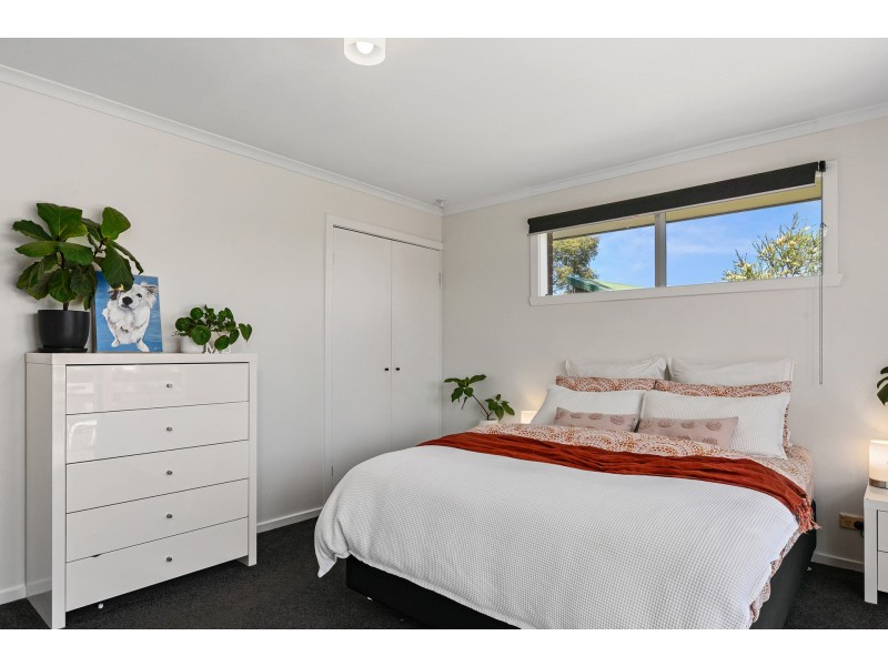 8 Parker Street, Carlton TAS 7173