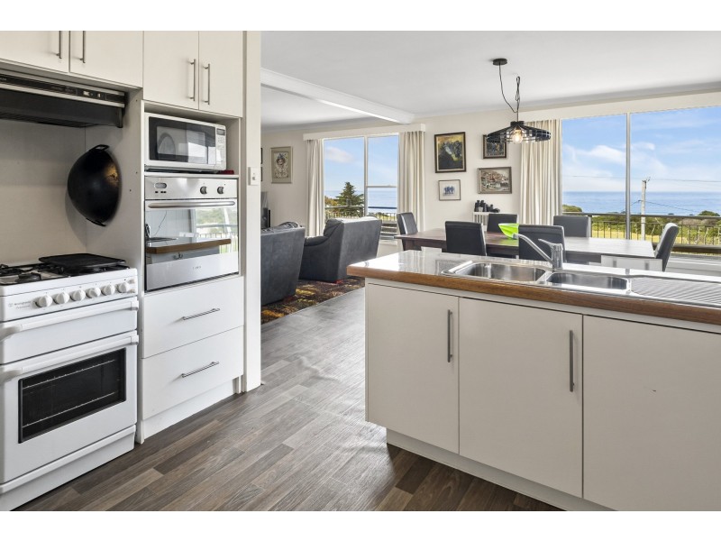 2 Old Jetty Road, Eaglehawk Neck TAS 7179