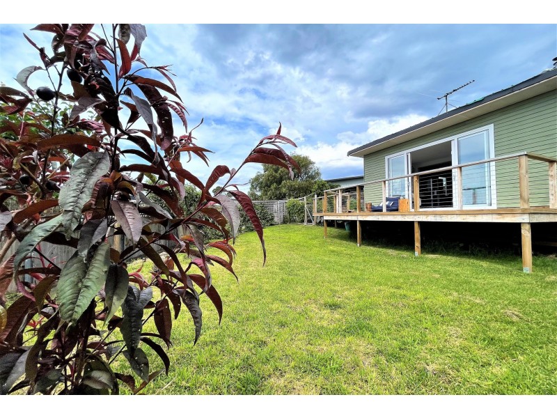 2 Junction Street, Dodges Ferry TAS 7173