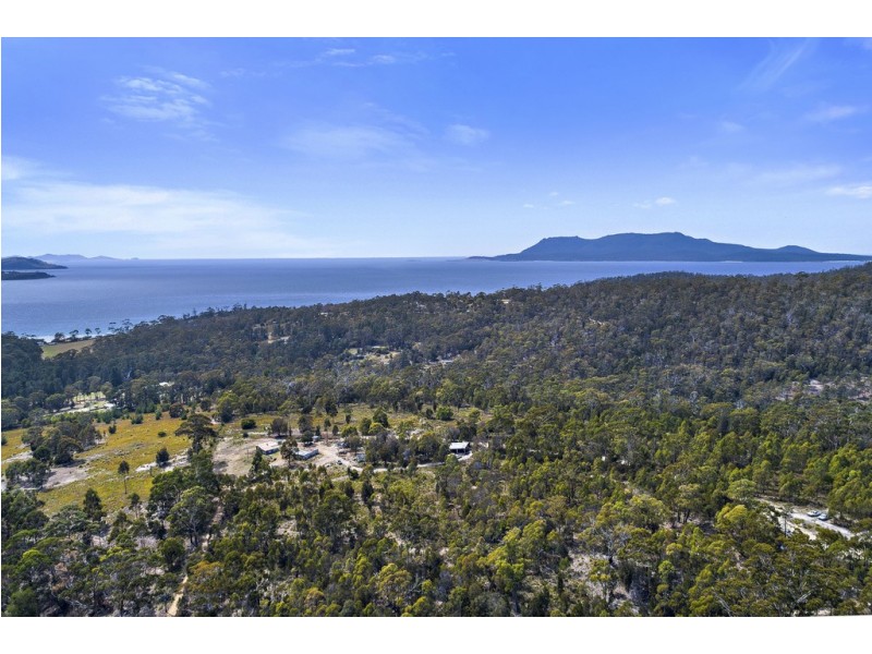 110 Happy Valley Road, Spring Beach TAS 7190