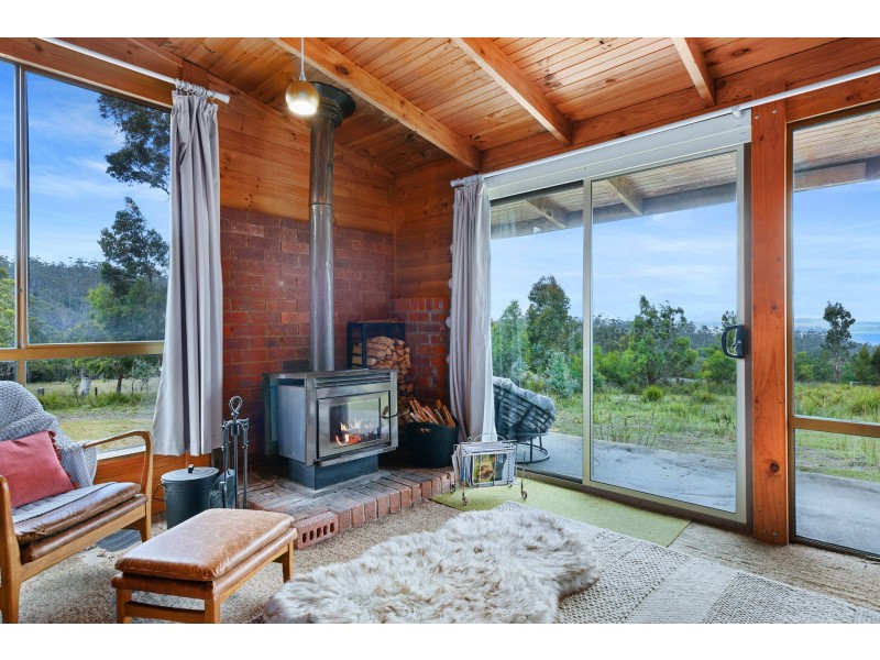 110 Happy Valley Road, Spring Beach TAS 7190