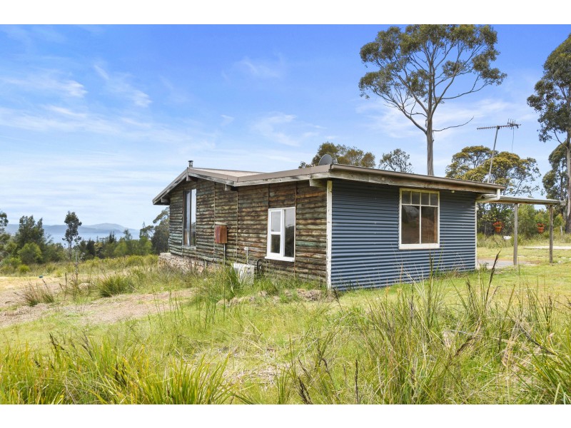 110 Happy Valley Road, Spring Beach TAS 7190
