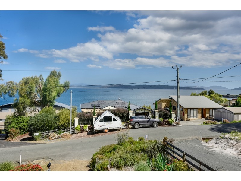 10 Susan’s Bay Road, Primrose Sands TAS 7173