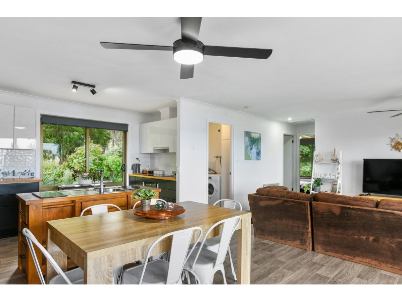 10 Susan’s Bay Road, Primrose Sands TAS 7173