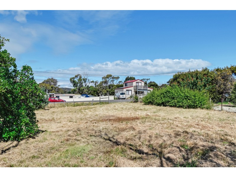 12 Tenth Avenue, Dodges Ferry TAS 7173