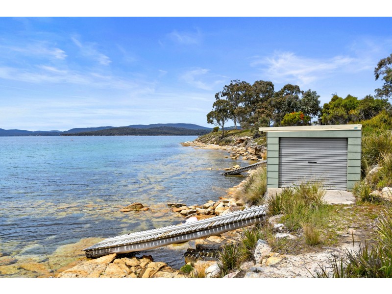 13 Turners Road, Saltwater River TAS 7186