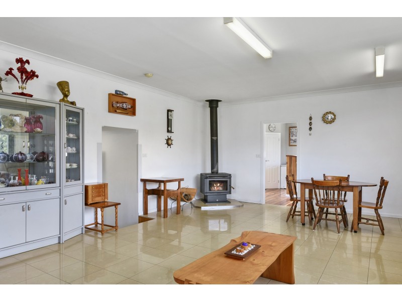 293 Gwandalan Road, Sloping Main TAS 7186