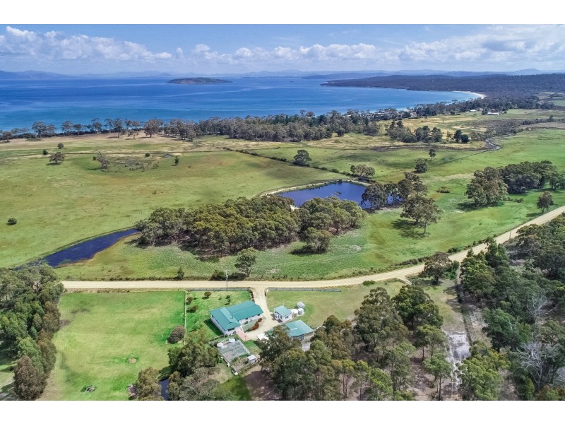 293 Gwandalan Road, Sloping Main TAS 7186
