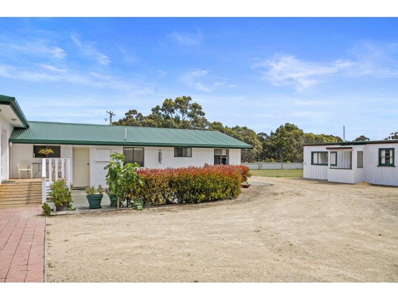 293 Gwandalan Road, Sloping Main TAS 7186