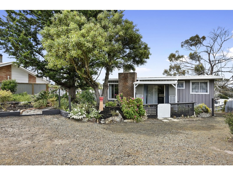 11 Moonar Street, Carlton TAS 7173