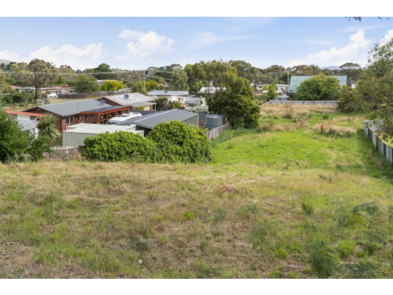 2 Parker Street, Carlton TAS 7173
