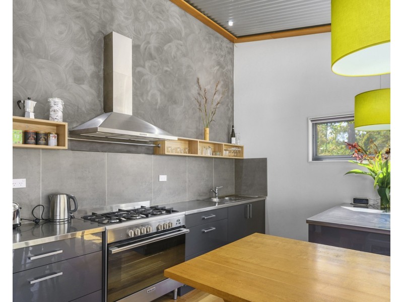 186 Old Jetty Road, Eaglehawk Neck TAS 7179