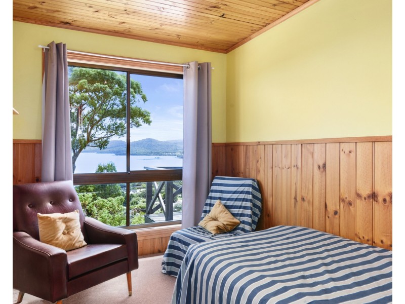 78 Lagoon Road, White Beach TAS 7184