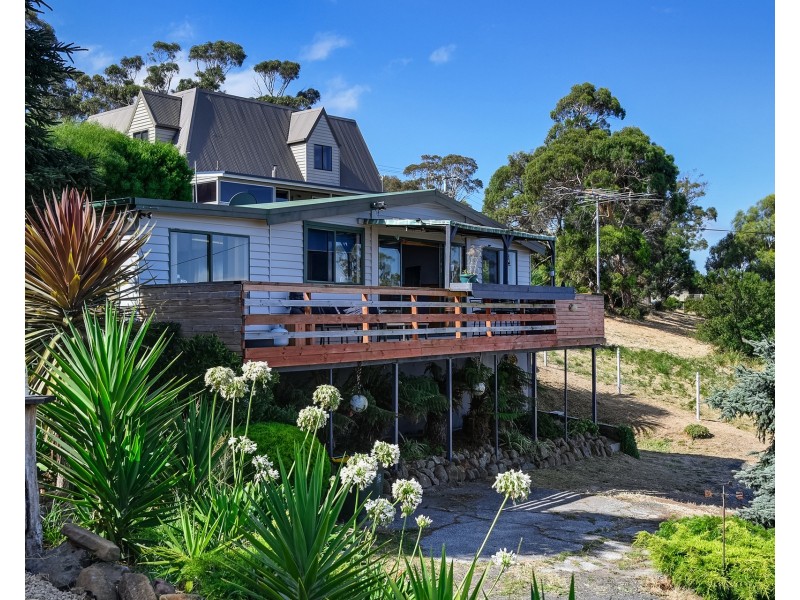 22 Norfolk Crescent, Primrose Sands TAS 7173