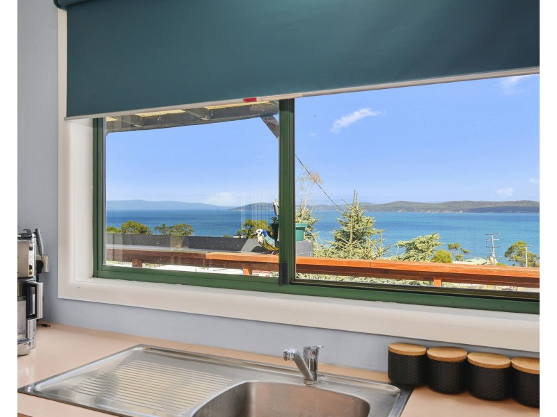 22 Norfolk Crescent, Primrose Sands TAS 7173