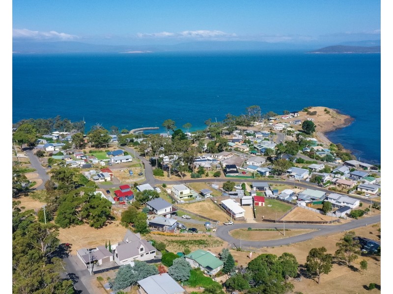 22 Norfolk Crescent, Primrose Sands TAS 7173