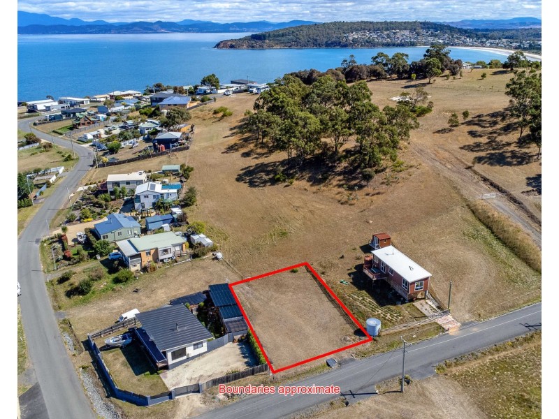 2 Norfolk Crescent, Primrose Sands TAS 7173