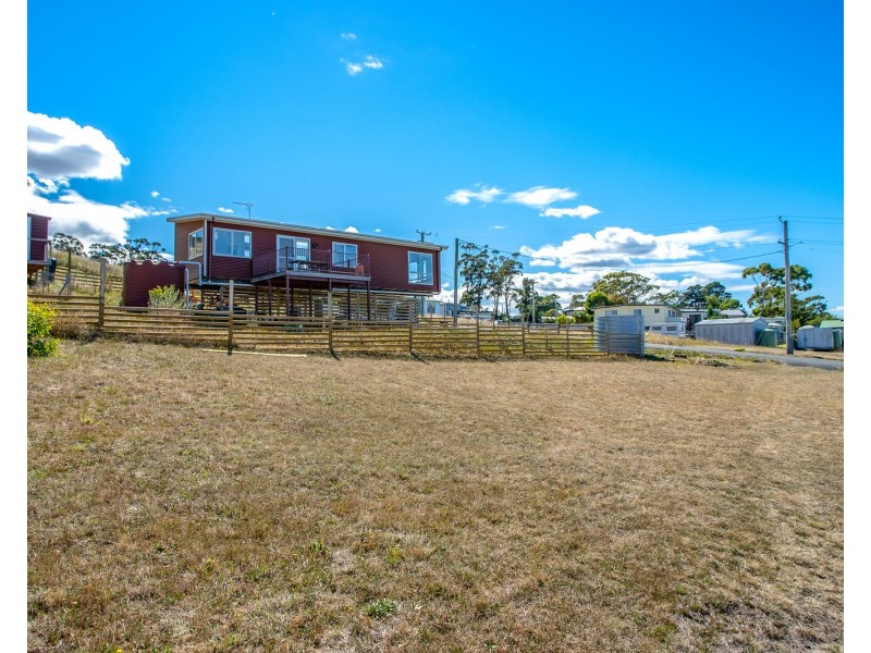 2 Norfolk Crescent, Primrose Sands TAS 7173