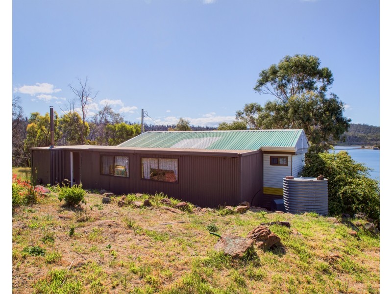 77 Sommers Bay Road, Murdunna TAS 7178