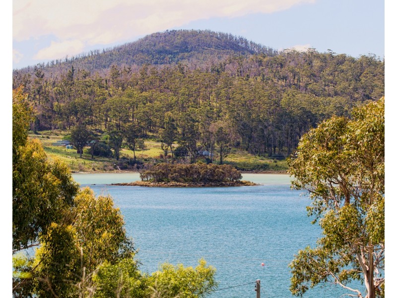 77 Sommers Bay Road, Murdunna TAS 7178