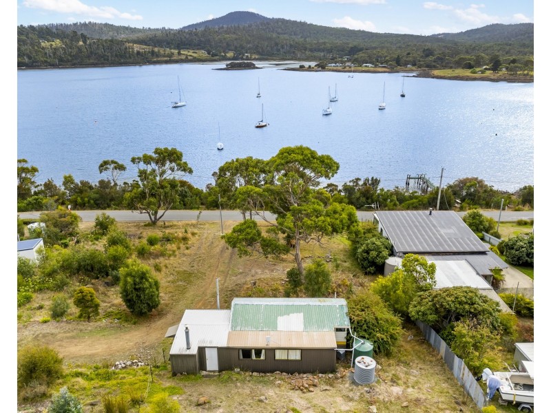 77 Sommers Bay Road, Murdunna TAS 7178
