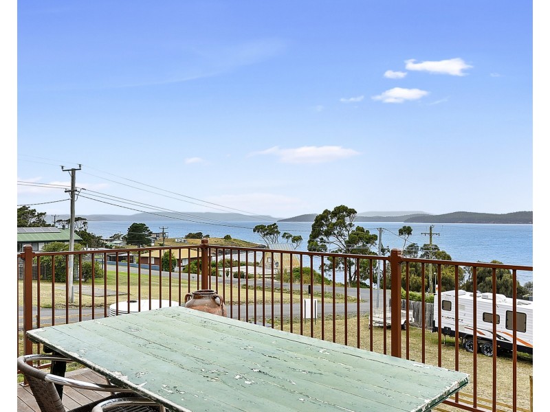 4 Norfolk Crescent, Primrose Sands TAS 7173