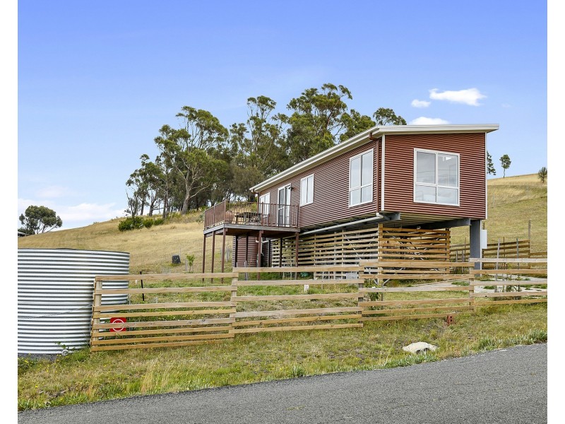 4 Norfolk Crescent, Primrose Sands TAS 7173