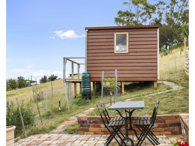 4 Norfolk Crescent, Primrose Sands TAS 7173