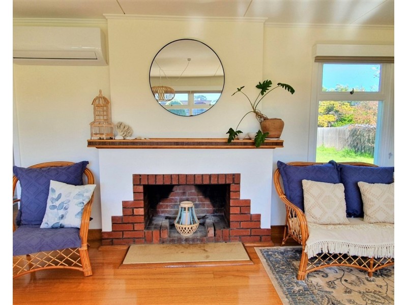 10 Seventh Avenue, Dodges Ferry TAS 7173