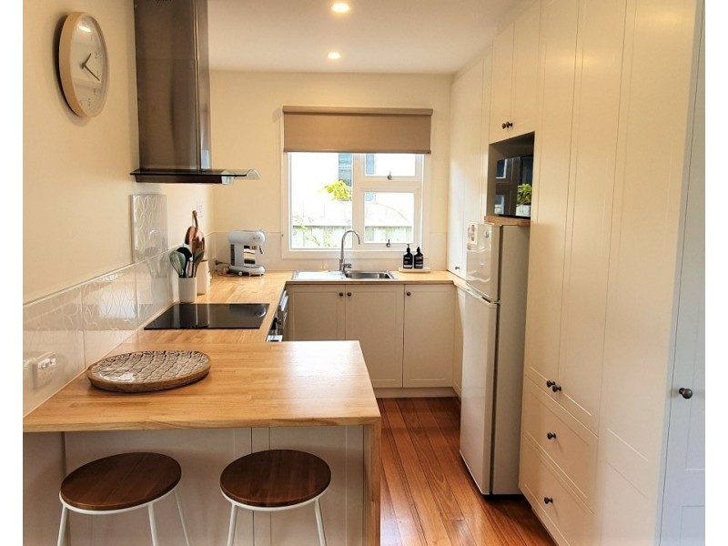 10 Seventh Avenue, Dodges Ferry TAS 7173