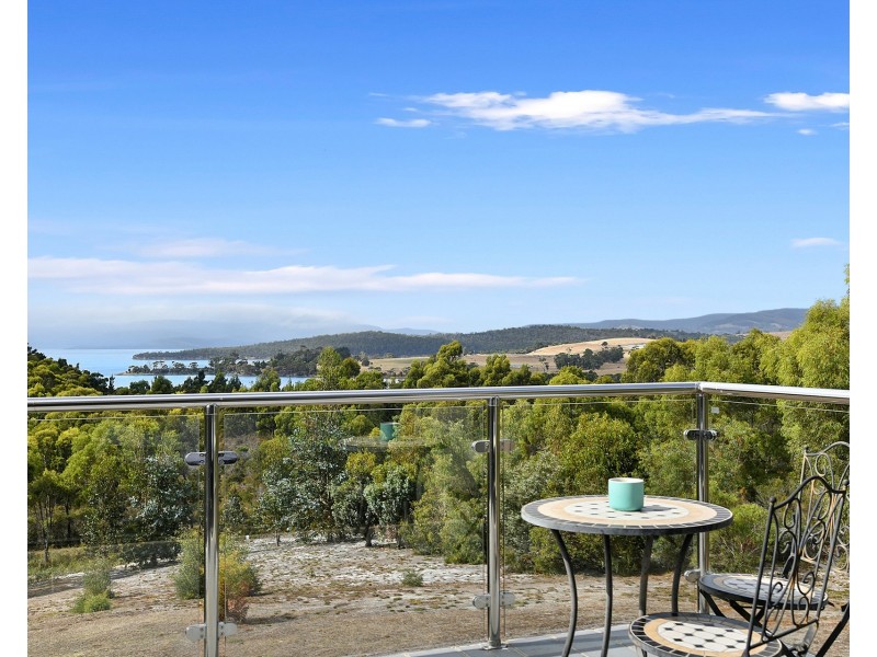 75 Gwandalan Road, Saltwater River TAS 7186