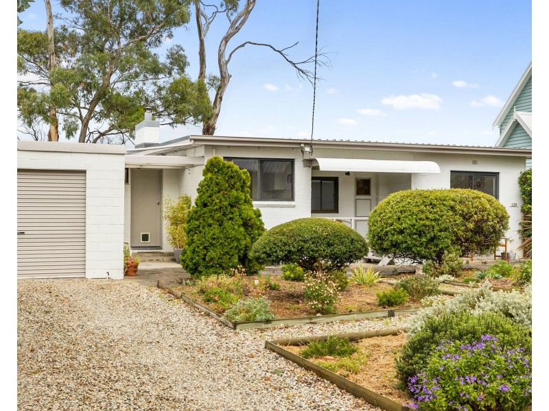 239 Lewisham Scenic Drive, Lewisham TAS 7173