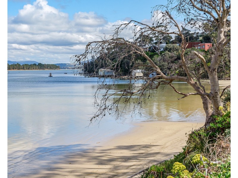 239 Lewisham Scenic Drive, Lewisham TAS 7173