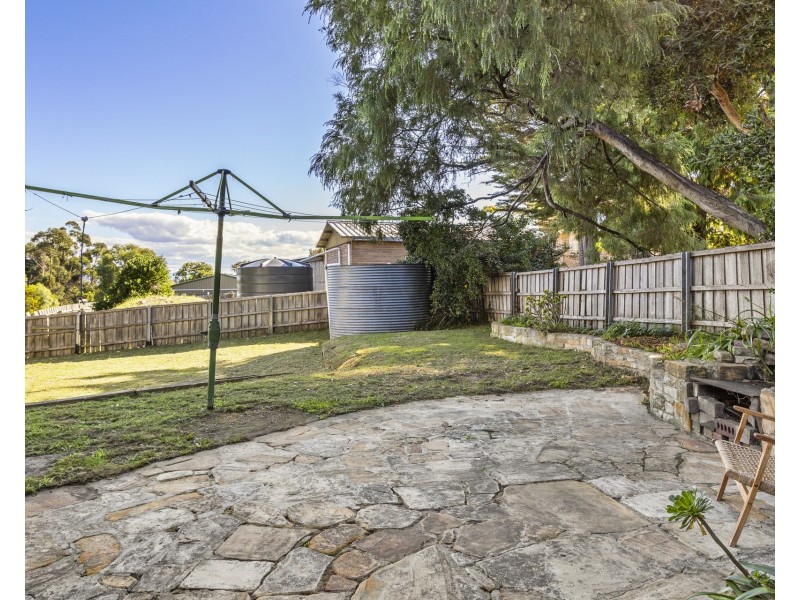 3 Leenaa Street, Carlton TAS 7173