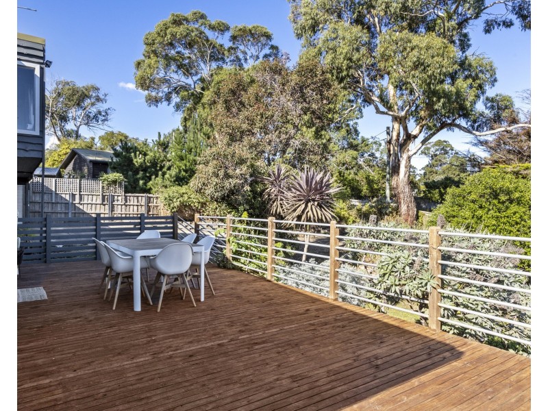 3 Leenaa Street, Carlton TAS 7173