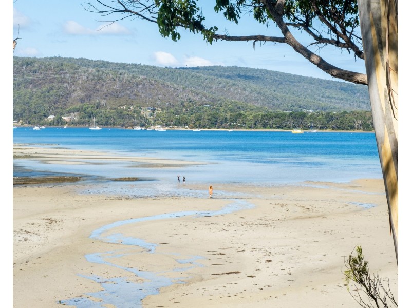 Lot 1 Roaring Beach Road, Nubeena TAS 7184