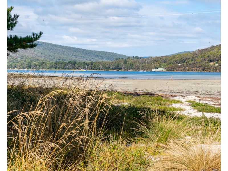 Lot 1 Roaring Beach Road, Nubeena TAS 7184