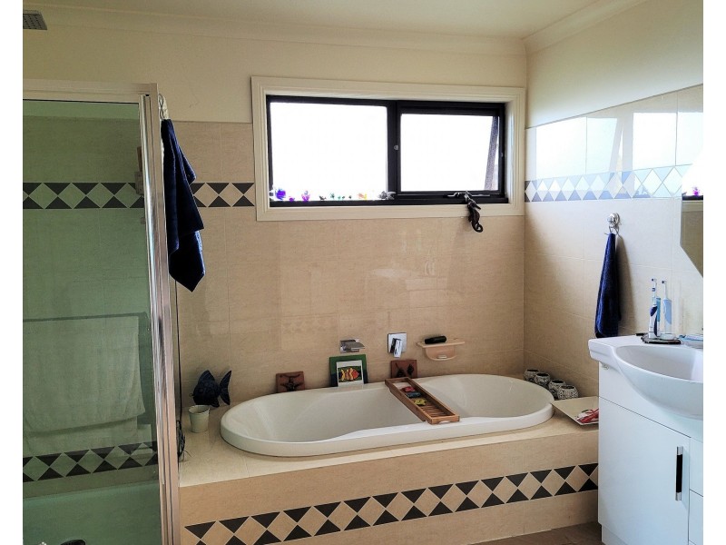 23 Susans Bay Road, Primrose Sands TAS 7173