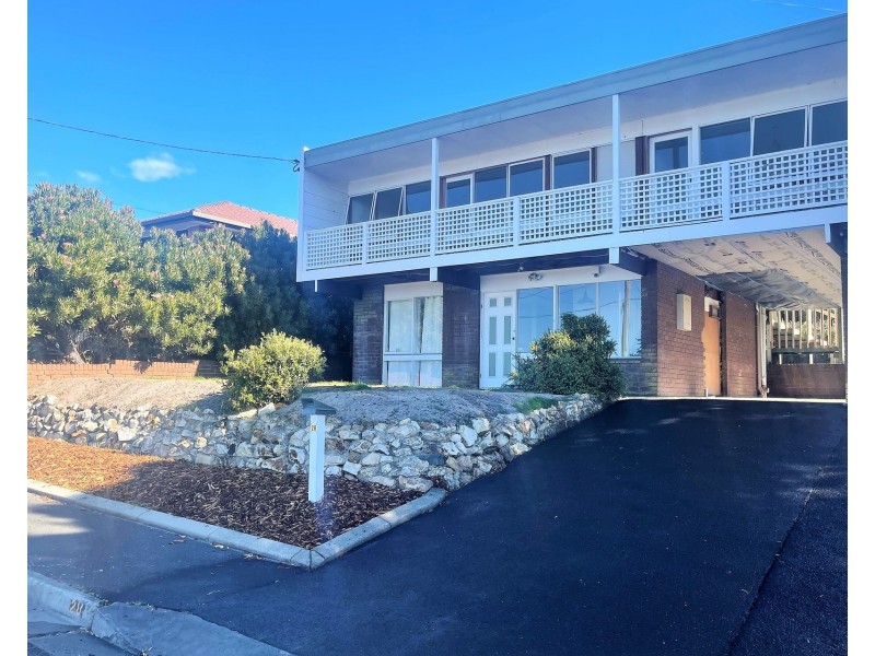 28 Third Avenue, Midway Point TAS 7171