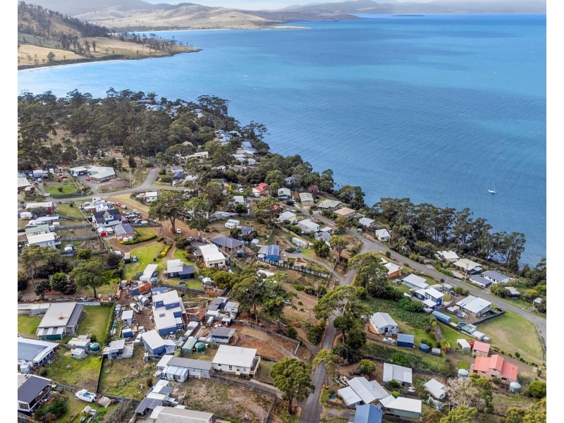13 Broom Street, Primrose Sands TAS 7173