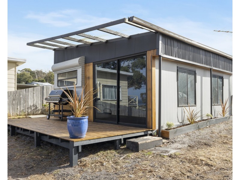 13 Broom Street, Primrose Sands TAS 7173