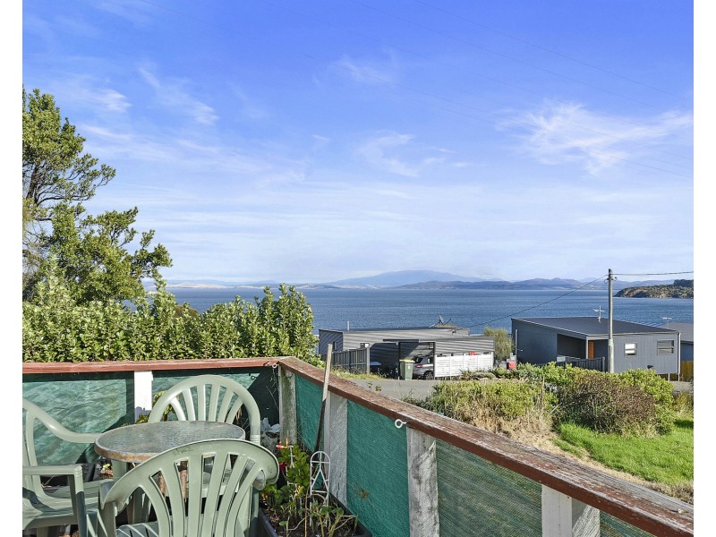 70 Grevillea Street, Primrose Sands TAS 7173