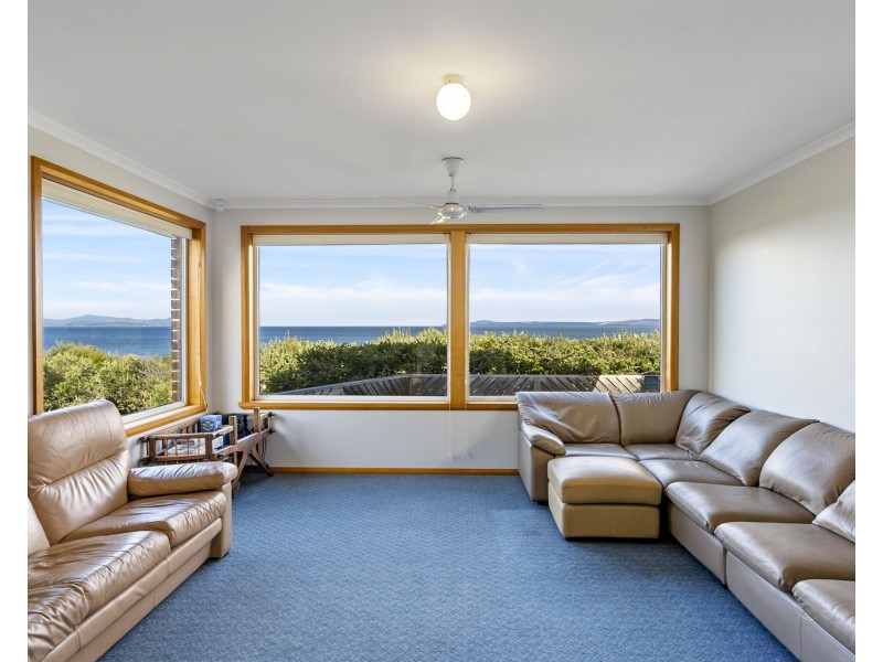 9 Ocean Grove, Carlton TAS 7173