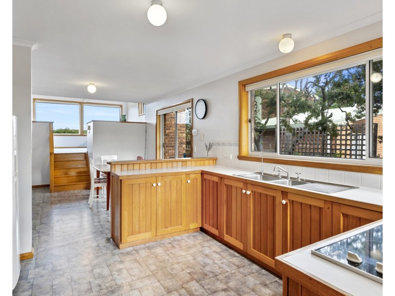 9 Ocean Grove, Carlton TAS 7173