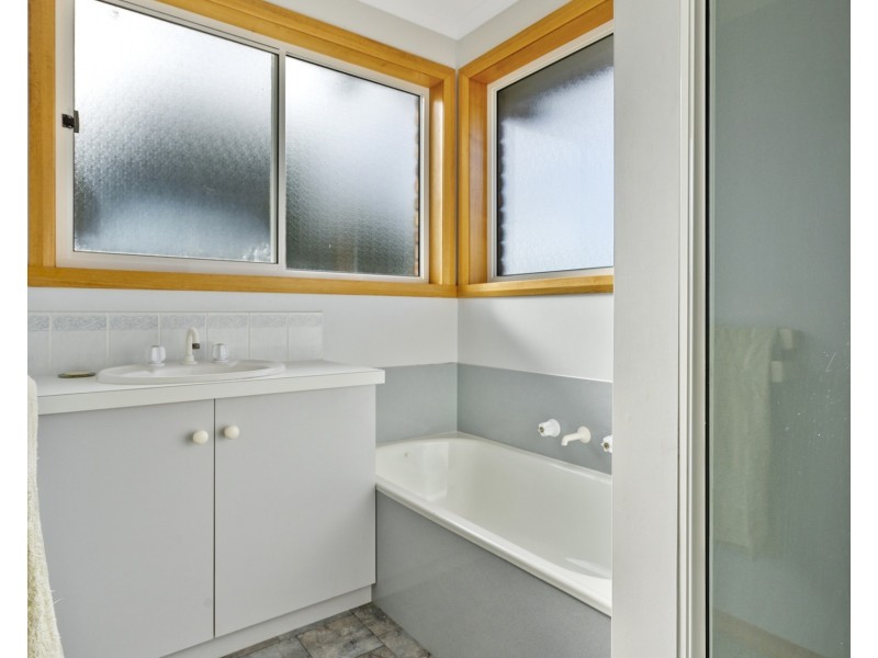 9 Ocean Grove, Carlton TAS 7173