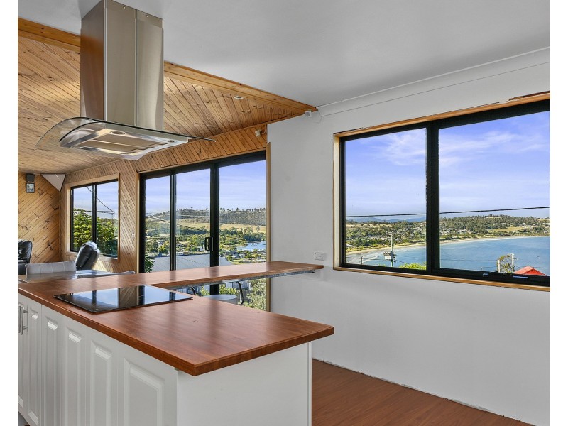 1 Harrier Street, Primrose Sands TAS 7173