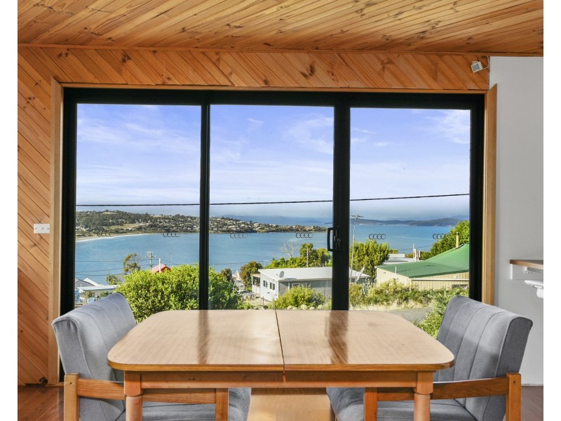1 Harrier Street, Primrose Sands TAS 7173
