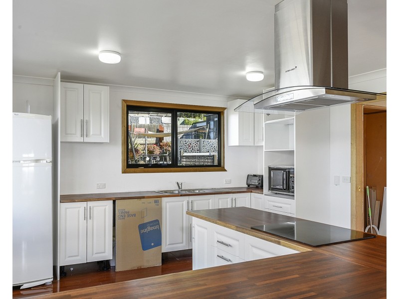 1 Harrier Street, Primrose Sands TAS 7173